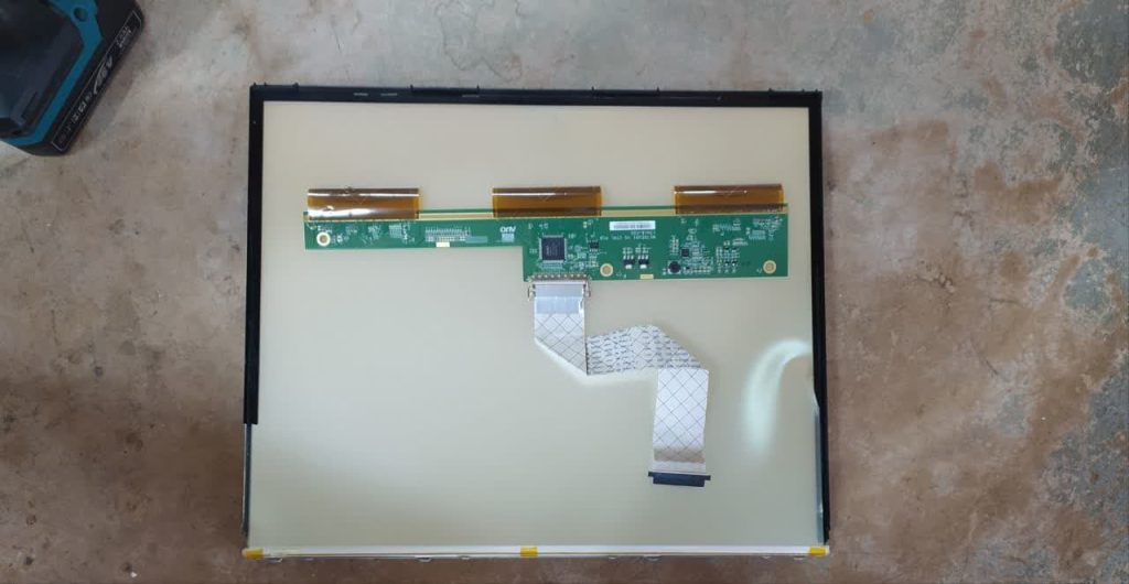 مانیتور پنل شکسته اچ پی HP MONITOR BROKEN PANEL MODEL LE1711